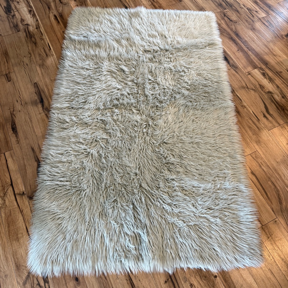 Elle Decor Grey Textured Rug
